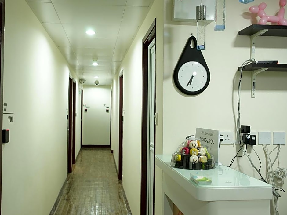 Alohas Hong Kong Hostel