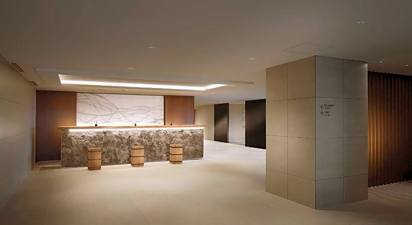 Toba Hotel International