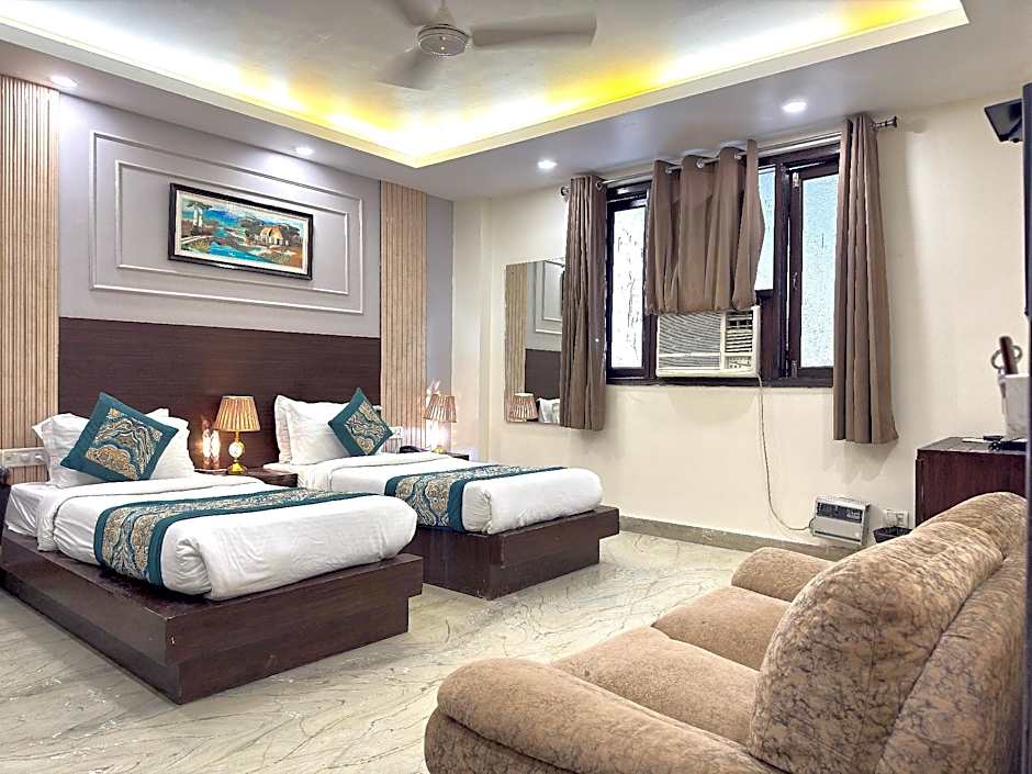 Hotel Paradise Inn