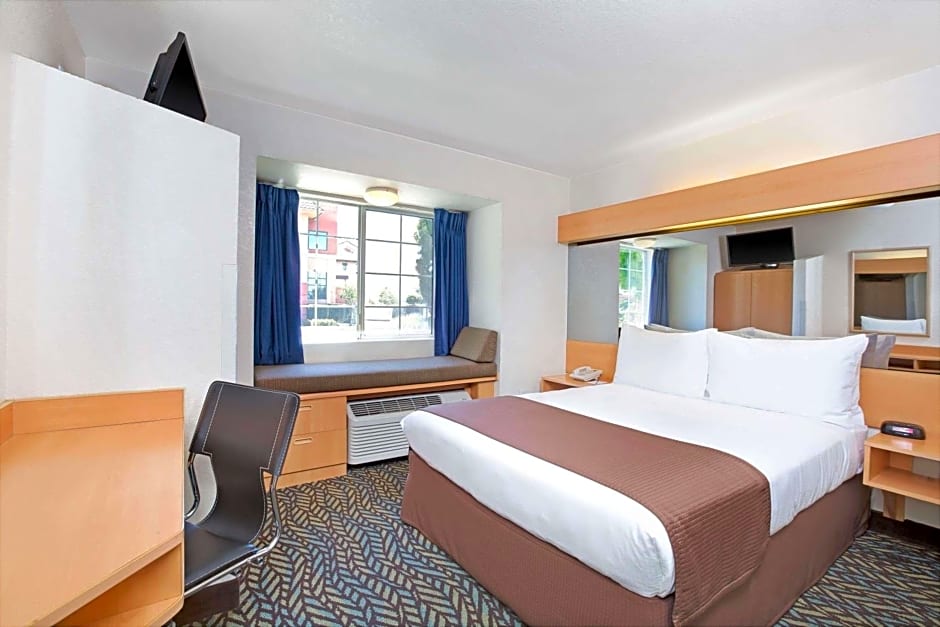 Microtel Inn & Suites By Wyndham Morgan Hill/San Jose Area