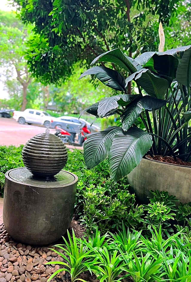 Gasser Park & Residence