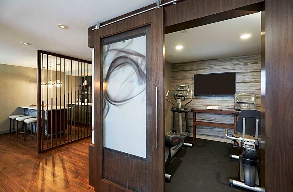 The Lofton Hotel Minneapolis, Tapestry Collection by Hilton