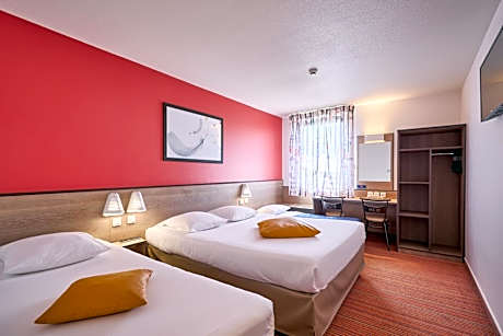 Quadruple Room (with spare bed)