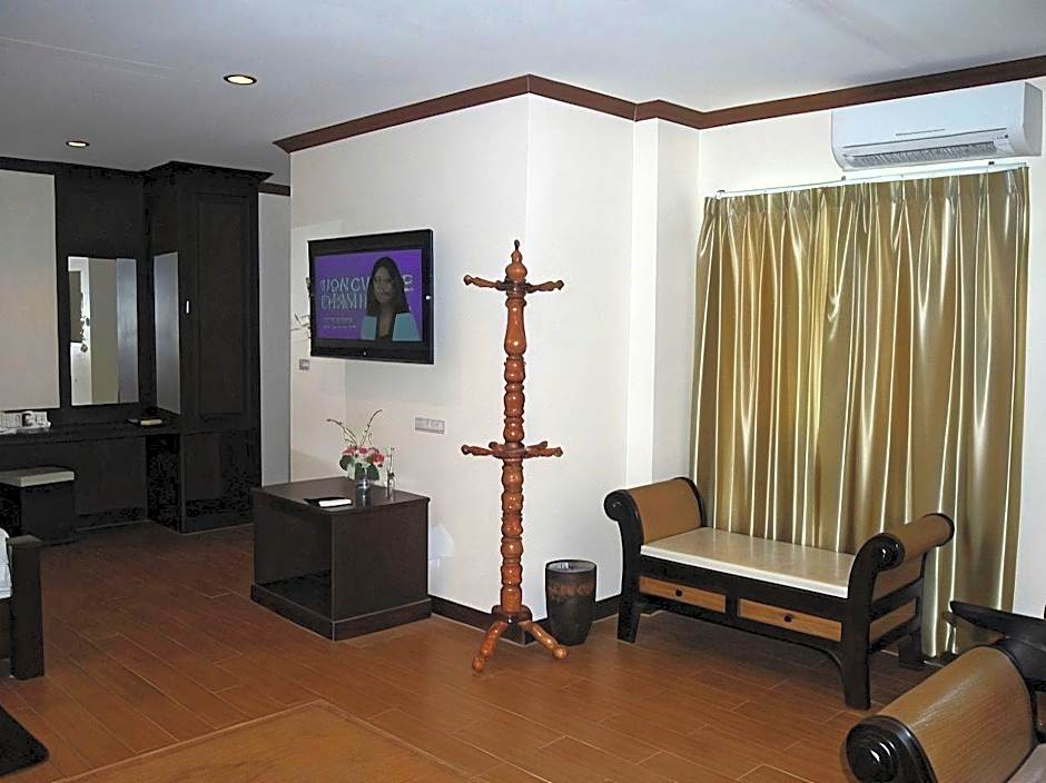 Baiboon Grand Hotel