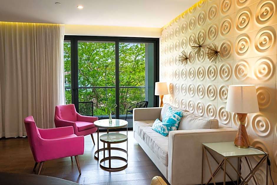 The Fives Downtown Hotel & Residences, Curio Collection by Hilton