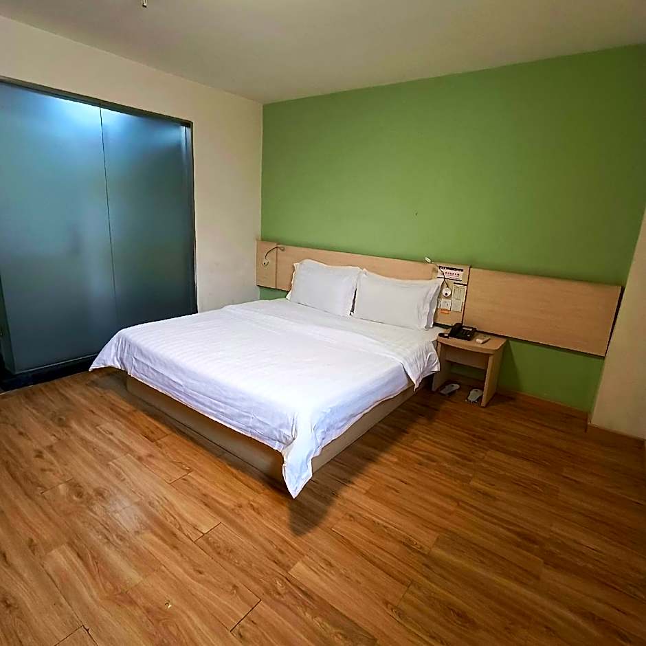 7 Days Inn Chongqing Wanzhou District Gaosuntang Chongbai