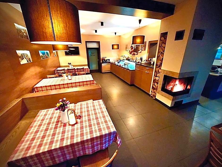 Hotel & Restaurant Pod Kaštany