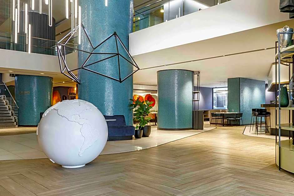 Pullman Santiago El Bosque