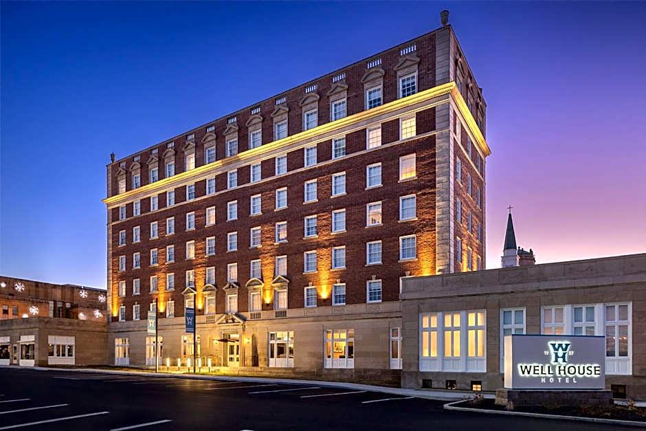 The Well House Hamilton, Tapestry Collection by Hilton