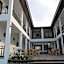 Norn Nab Dao Rimkhong Hotel