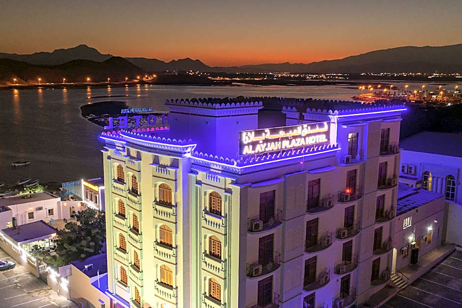 Al Ayjah Plaza Hotel