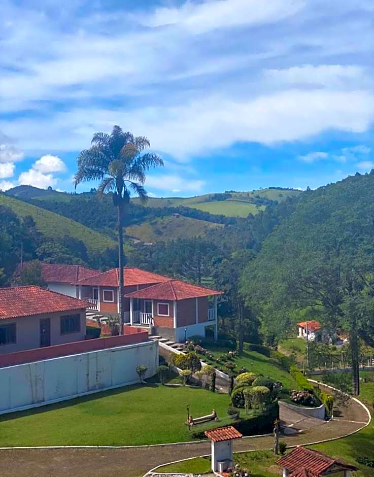 Pousada Pedacinho do Céu -Chalé Familia