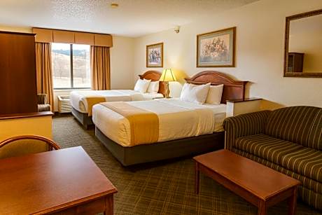 Executive Queen Suite with Two Queen Beds