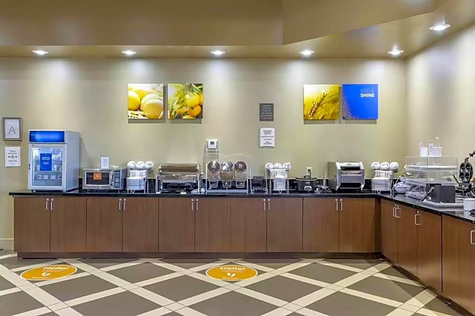 Comfort Suites Batesville