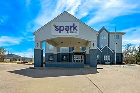 Spark by Hilton Stillwater