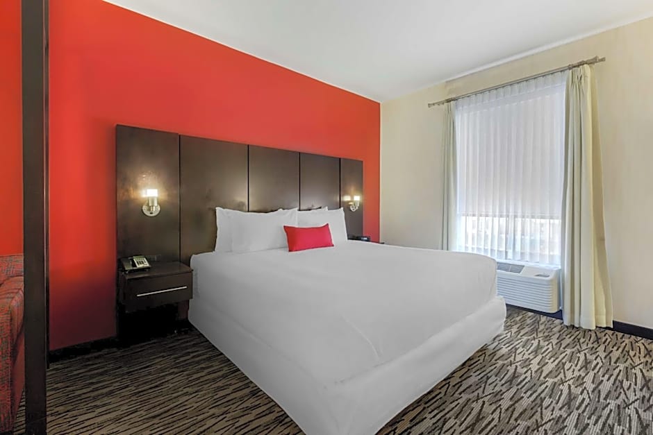 C Hotel By Carmen's, BW Premier Collection