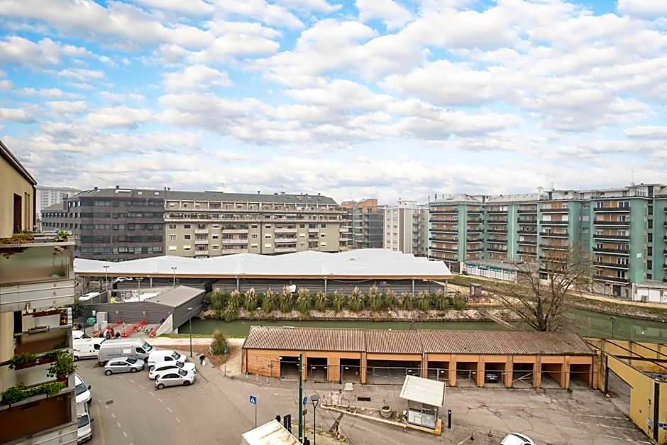 Venice Friends Residence