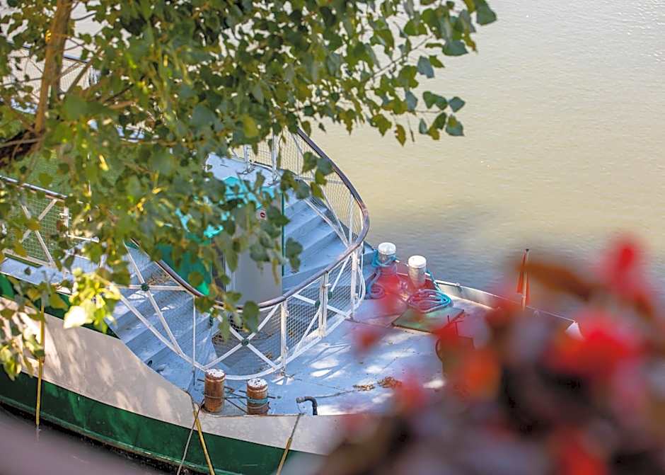 La Chartreuse Logis Hotel Restaurant