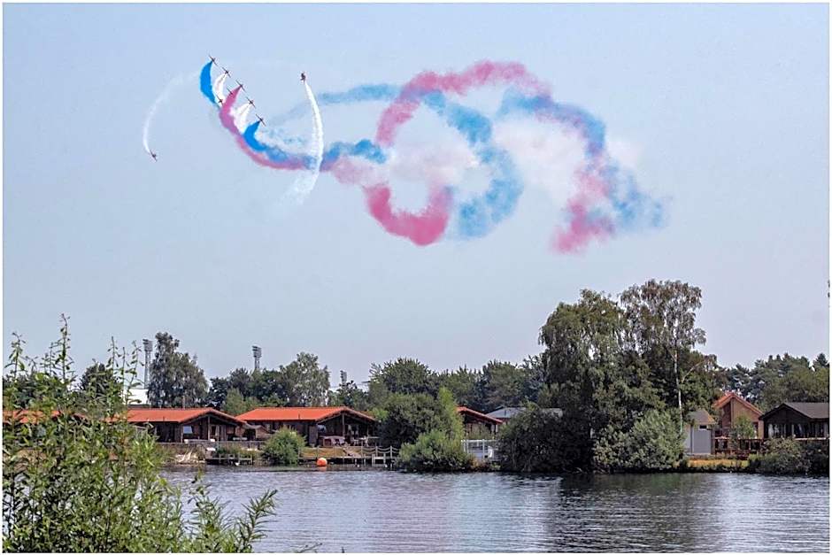 Calypso Hot Tub Breaks Tattershall Lakes Pet Friendly