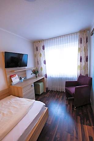 Comfort Single Room