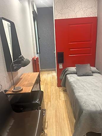 Single Room with Private Bathroom