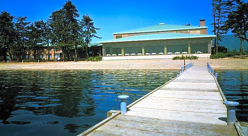 Okubiwako Makino Grand Park Hotel