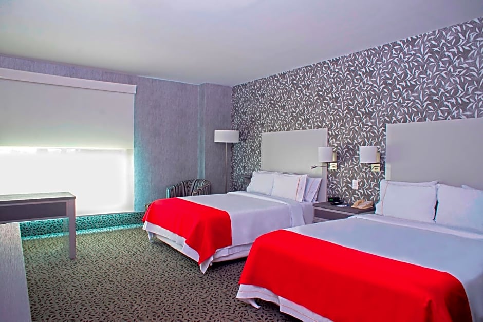 Holiday Inn Express & Suites Queretaro