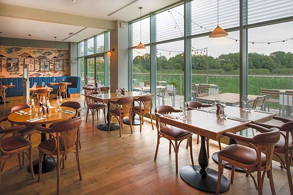 De Vere Cotswold Water Park Apartments