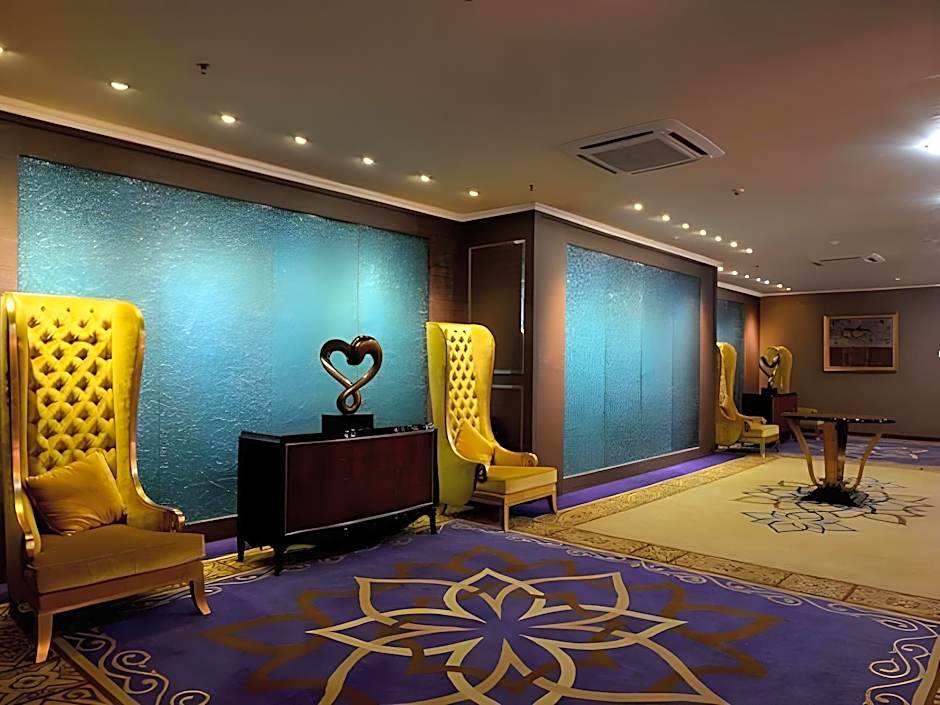 Sutan Raja Hotel And Convention Centre