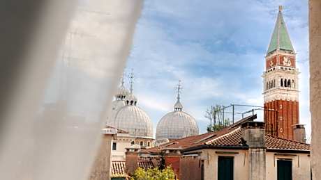 All'Angelo Art Hotel