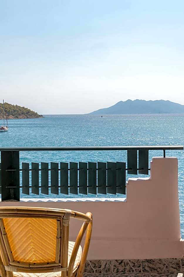 Binji Hotel
