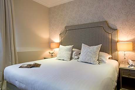 Double or Twin Room with Rear View