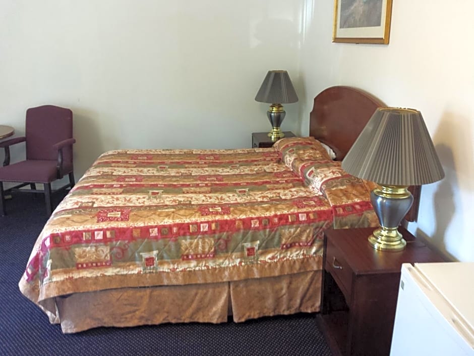 New Kansan Motel
