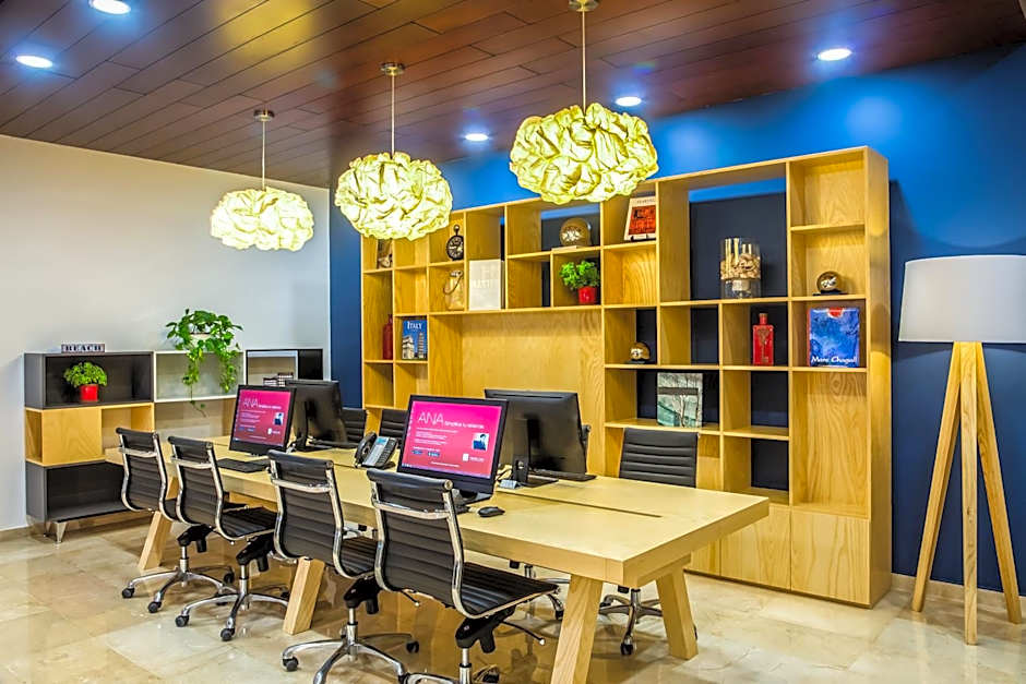 Fiesta Inn Playa del Carmen