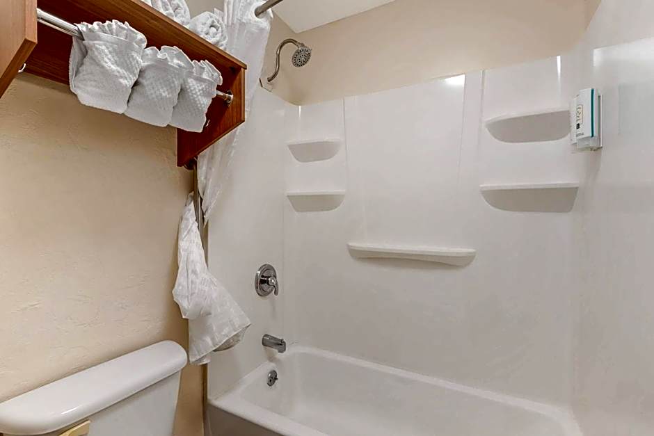 Quality Inn Goose Creek - Charleston