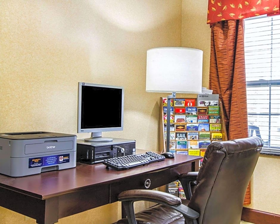 Comfort Inn & Suites Scarborough