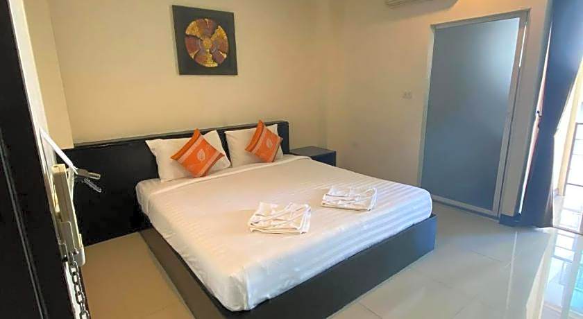 The Elegant Patong Hotel