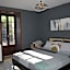 Raisin et Toile - French American Retreat