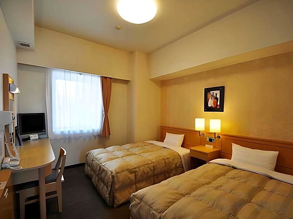 Hotel Route Inn Naha Tomariko