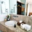 Lombardo Suites