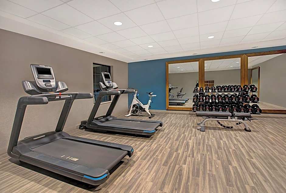 Hampton Inn By Hilton Westfield