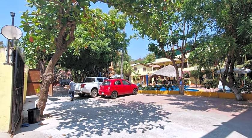 Hotel y Bungalows Acuario