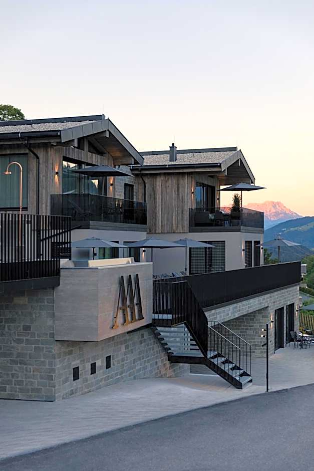 GOING TRIPLE A apartments EAST