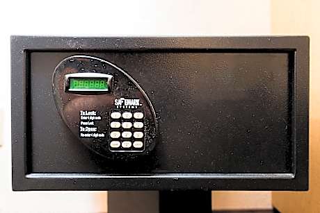 Superior King Smoke Free