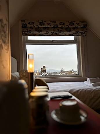 Single room-Standard-Ensuite with Shower-Second Floor