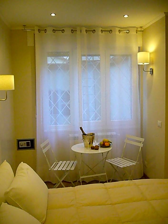 Grignetti Bed