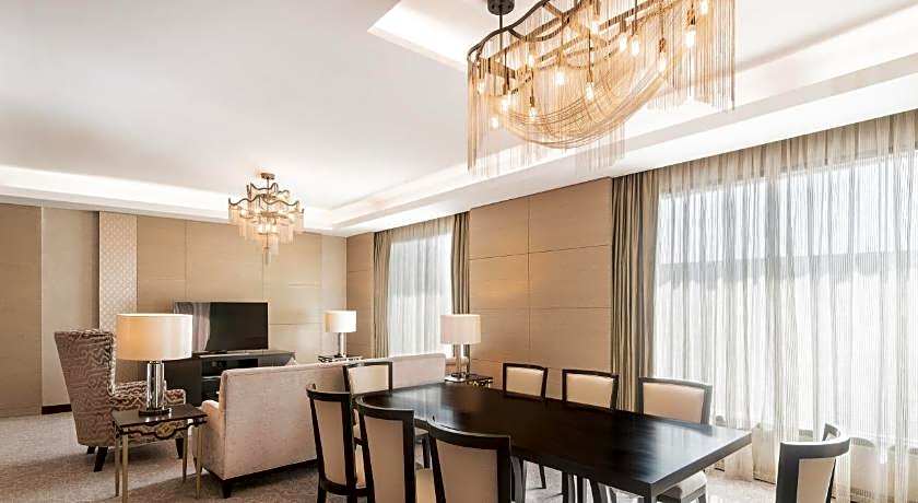 Radisson Collection Muscat, Hormuz Grand