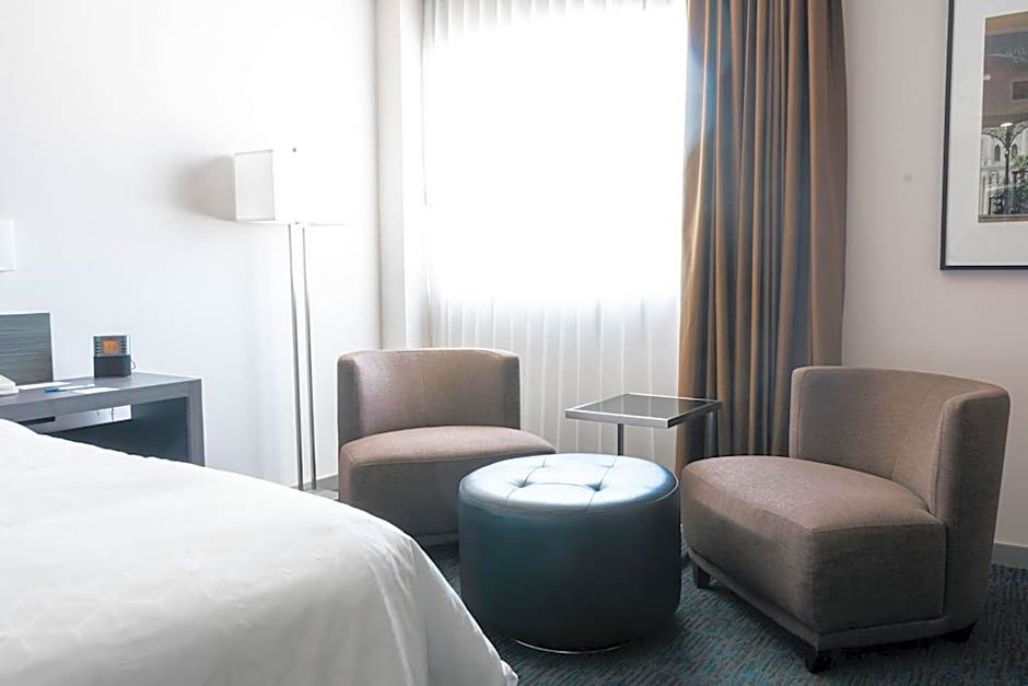 Holiday Inn Express Hotel & Suites Hermosillo By IHG