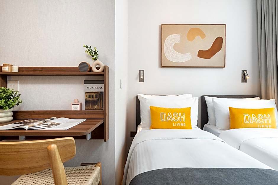 Dash Living on Queen's