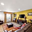 Days Inn & Suites by Wyndham Rochester South